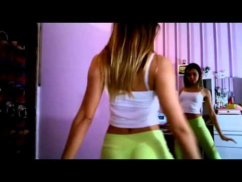 Liseli türk kızından muhteşem dans -Mutlaka izle