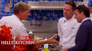 Gordon Ramsay Puts Chef Mike In A Time Out | Hell's Kitchen