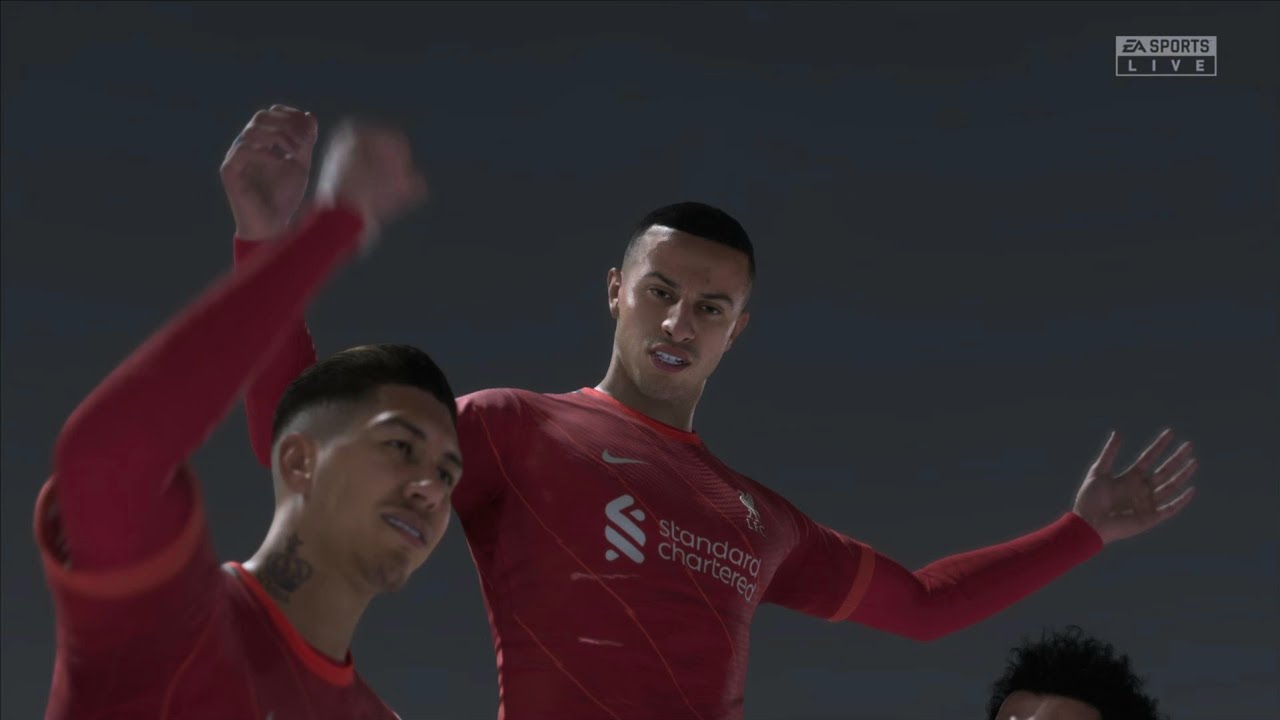 FIFA 22 PS5 - Thiago scores skilful solo goal against PSG