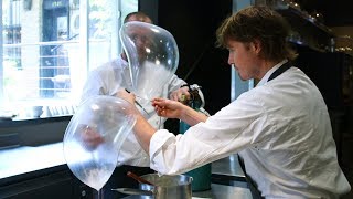 The best restaurant in America serves helium balloons you can actually eat The best restaurant in America serves helium balloons you can actually eat
