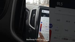 How to use the climate screen on 22 Ford Edge