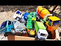 ゴミ収集車と工事車両のミニカーを箱にまとめてみた！急な坂道を走る☆ Garbage Truck ＆ Consruction vehicle Collection Drive A Steep Hill
