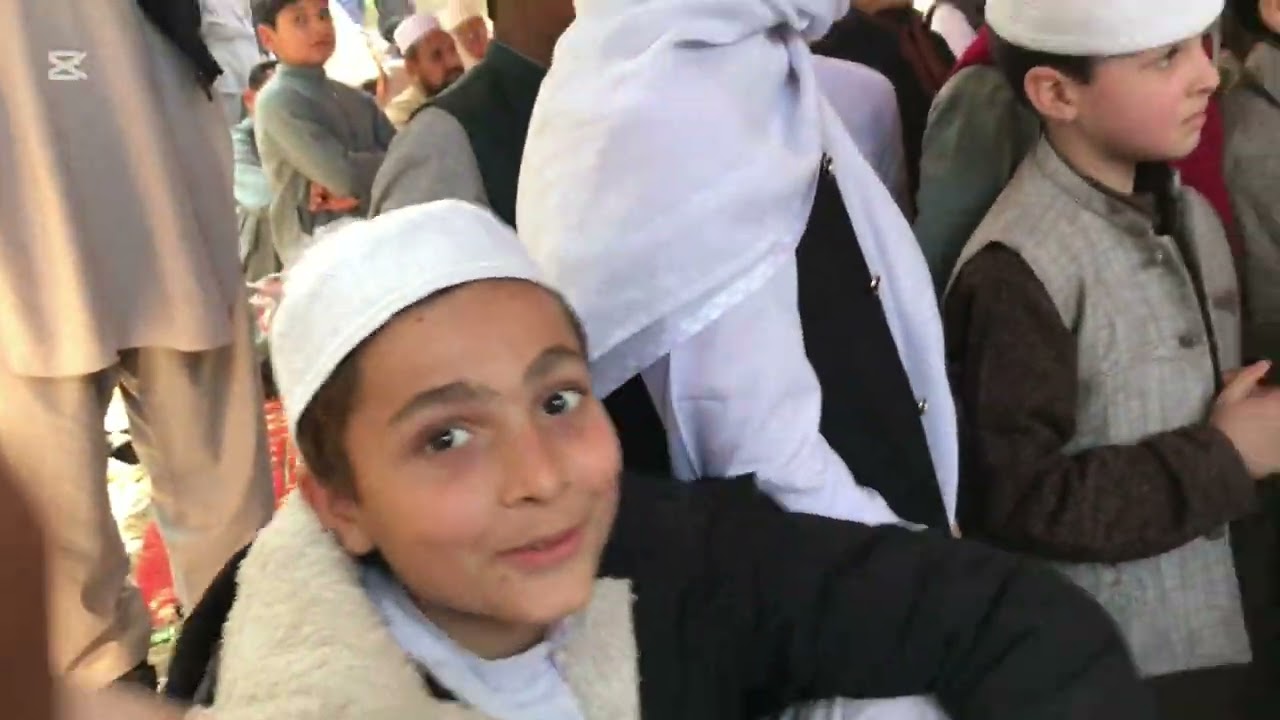 in this vlog my brothers Quran dastar bandi 😊😘and pak vs India match 🤔