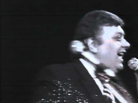 Temur  Revazishvili  Achrialebs qari karebs