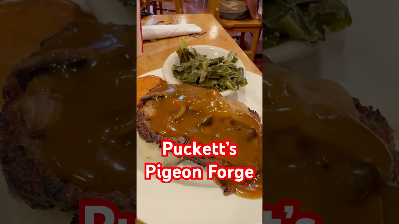 Dinner at Puckett’s Pigeon Forge 