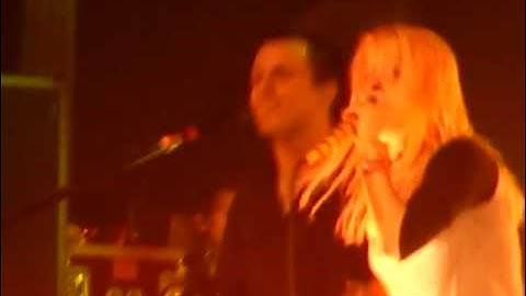 Paramore Where The Lines Overlap live @ fox theater pomona 092909