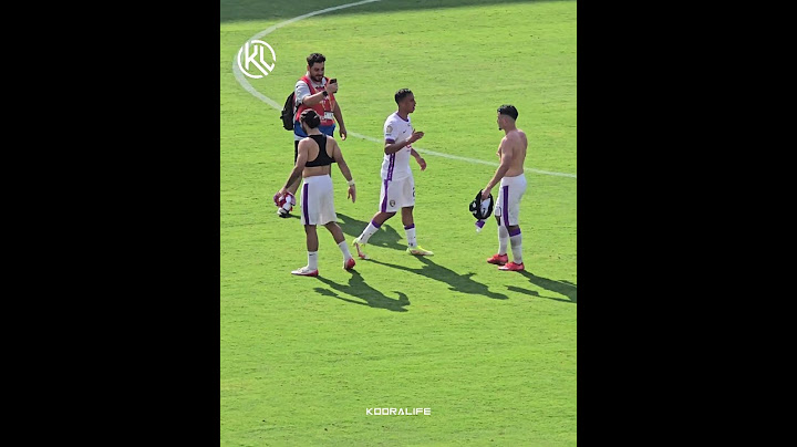 فرحة كبيرة لسفيان رحيمي بعد تحقيق الفوز في المباراة ضد الوداد