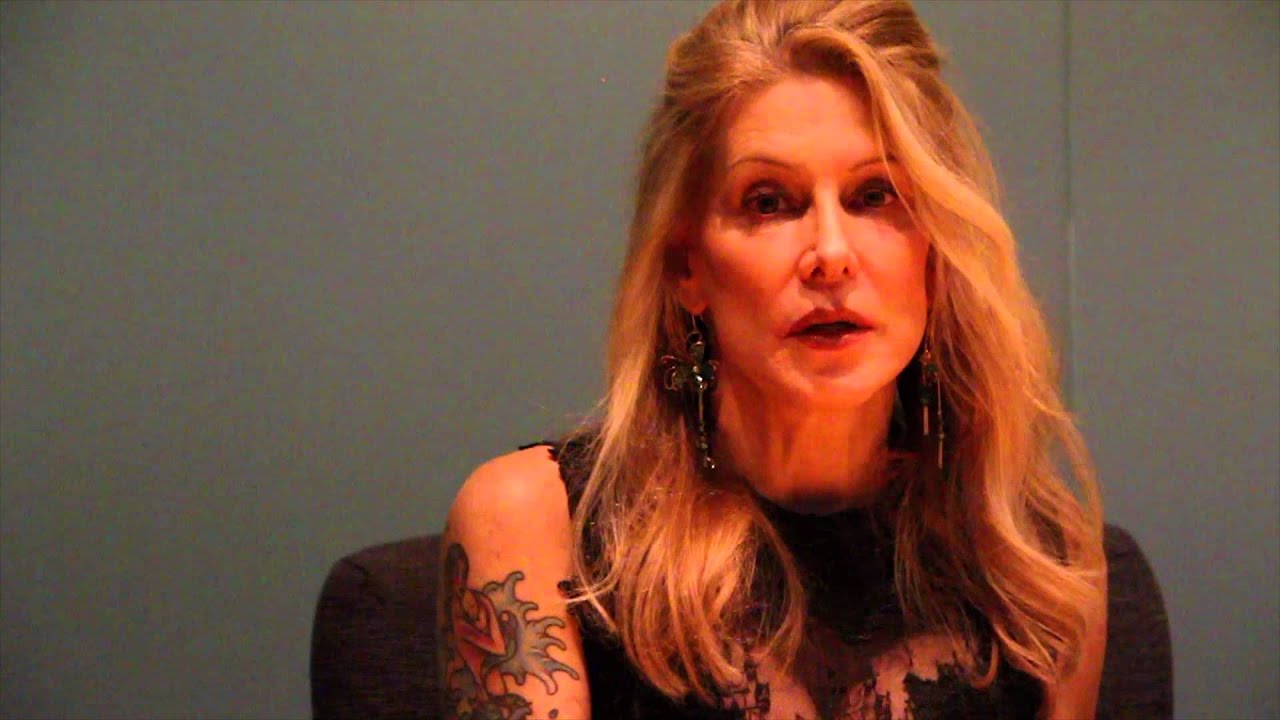 SOLO EXHIBITION LISA BETH OLDER ARTIST - YouTube
