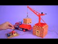 Make a mini crane for construction with recyclable materials