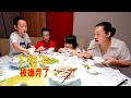 媳婦去點菜，孩子卻在背後議論媽媽，看看260元有哪些菜