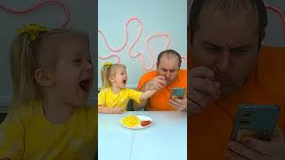 Dad Bites Babys Gumball Finger 