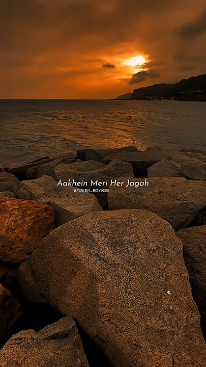 Kya haal ho gaya hai yeh mera..👀🫀||WhatsApp status shorts video lyrics #ytshorts #youtubeshorts #sad