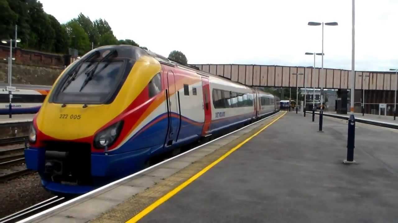 East Midlands Trains Class 222, 222005, 1F24 & 5F24 at Sheffield (18th ...
