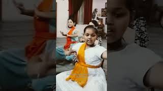 #Mother-child #dance #manmandira #bharatanatyam #katyarkaljatghusli #shankermahadevan