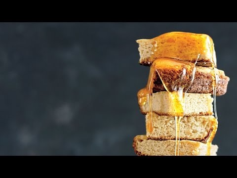 Skillet Cornbread | A Classic Southern Comfort Food