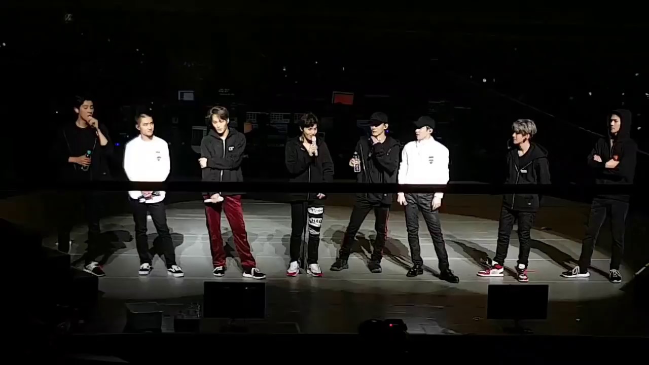 [ENG SUB] 171125 경수 신인상 Do Kyung Soo won Male Newcomer Award