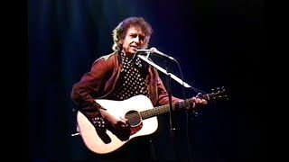 Video voorbeeld van "Bob Dylan Boots of Spanish Leather, Springfield, MA 1992"