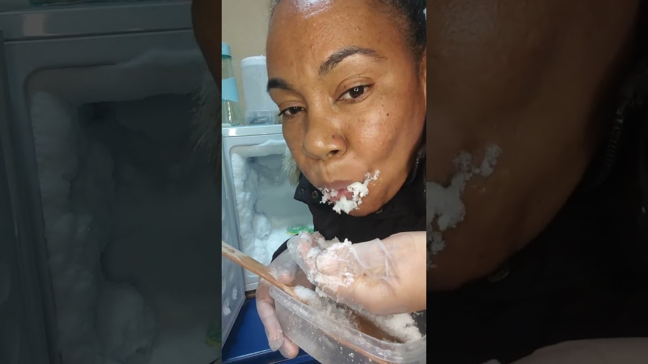 ASMR/EATING BIG BITES OF ICE FROM THE SMALL FREEZER