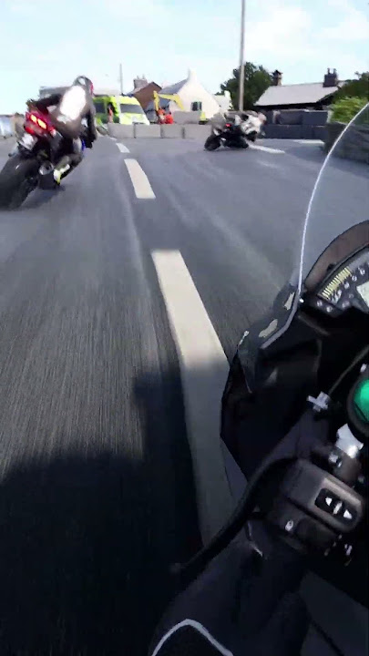 ZX10R Pelaku Tabrak Lari :p