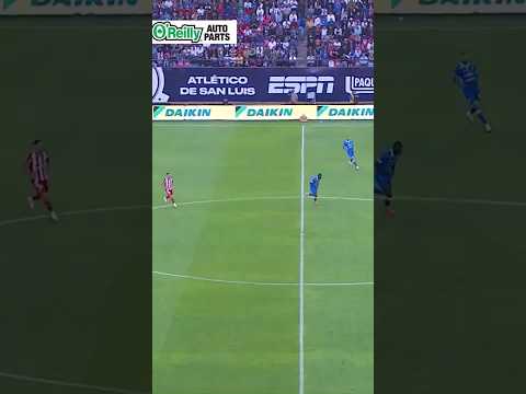 ¡Muy cerca San Luis! Llorente la colocó arriba del travesaño #shorts