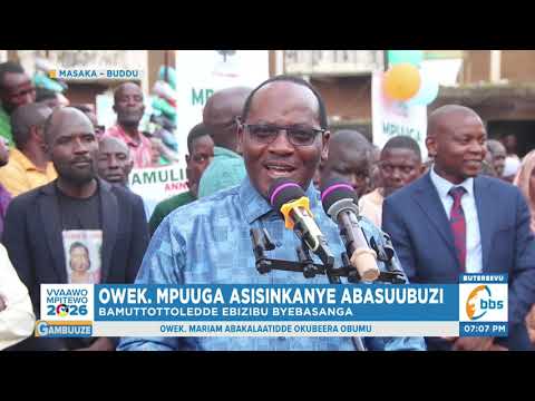 Owek Mpuuga Asisinkanye Abasuubuzi Mu Kibuga Masaka Bamuttottoledde Ebizibu Byebasanga