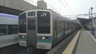上諏訪駅｜中央本線 特急 あずさ号（JR東日本E353系電車）と211系 普通列車の発着。R6/4（長野県旅行）JR EAST Kami-Suwa Station Nagano JAPAN TRAIN