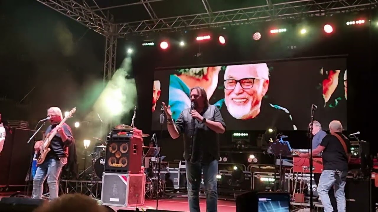 23/6/25 Festa San Giovanni B. San Giovanni in F. Anfiteatro Abazia, con i "Nomadi in concerto (1^pa)