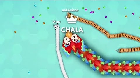 Tiny Snakes Is Trapped My Giant Snake??? Snake.io Epic Snake.io Gameplay #snake #chala