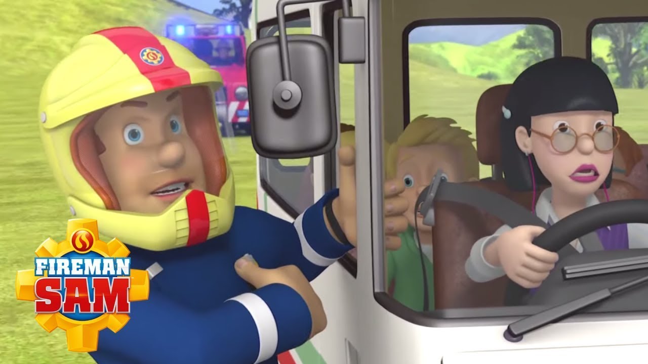 Sam Tries to Rescue a Bus! | Fireman Sam US | Cartoons for Children