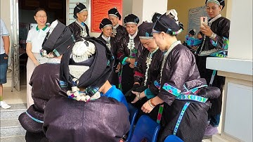 Nghe hát nùng,xem trang phục dân tộc nùng tại tuần văn hóa xã Pờ Ly Ngài 