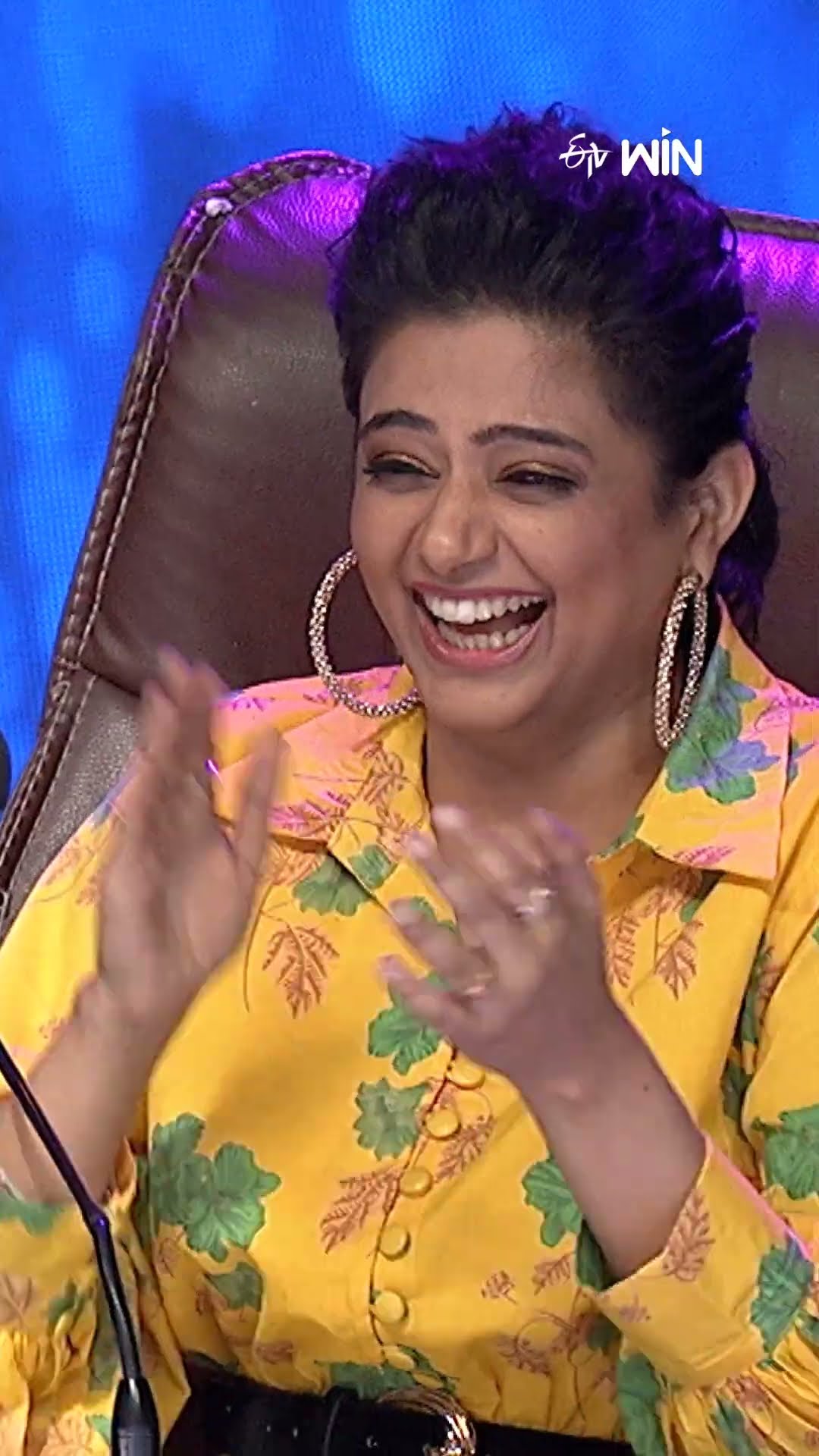 #shorts - ఈ పిక్చర్ లో రోజా గారు ఎవర్ని చూస్తున్నారు..! #dheejodi #sudheer