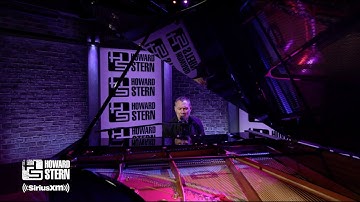 David Gray “This Year’s Love” in Howard Stern’s Studio