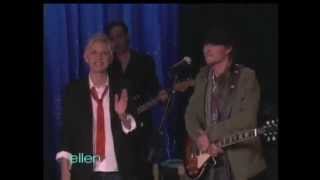 Michael Grimm performs 'Fallin' on The Ellen Show chords