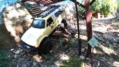 First trail run Toyota Hilux Safari wpl C24.1 in backyard