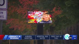Carthage community shows support for JV football player Tyler Christman