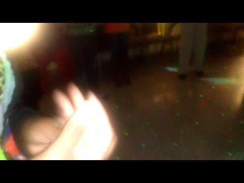 Kienze dancing
