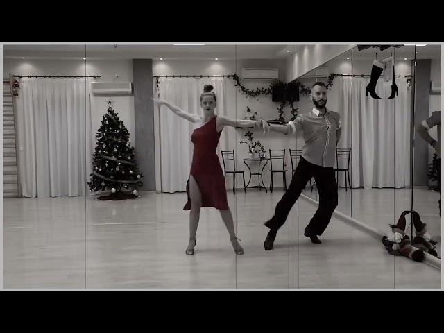 Dance Code - the dance academy
Αριστοτέλους 43 & Αγ. Παρασκευής, 152 32 Χαλάνδρι
Τ: 210 - 68.500.83
www.dancecode.gr, in
