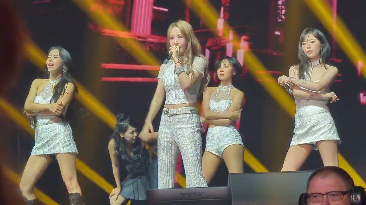 260830 4K MAMAMOO (마마무) Egotistic | 4WARD | KENT - YouTube