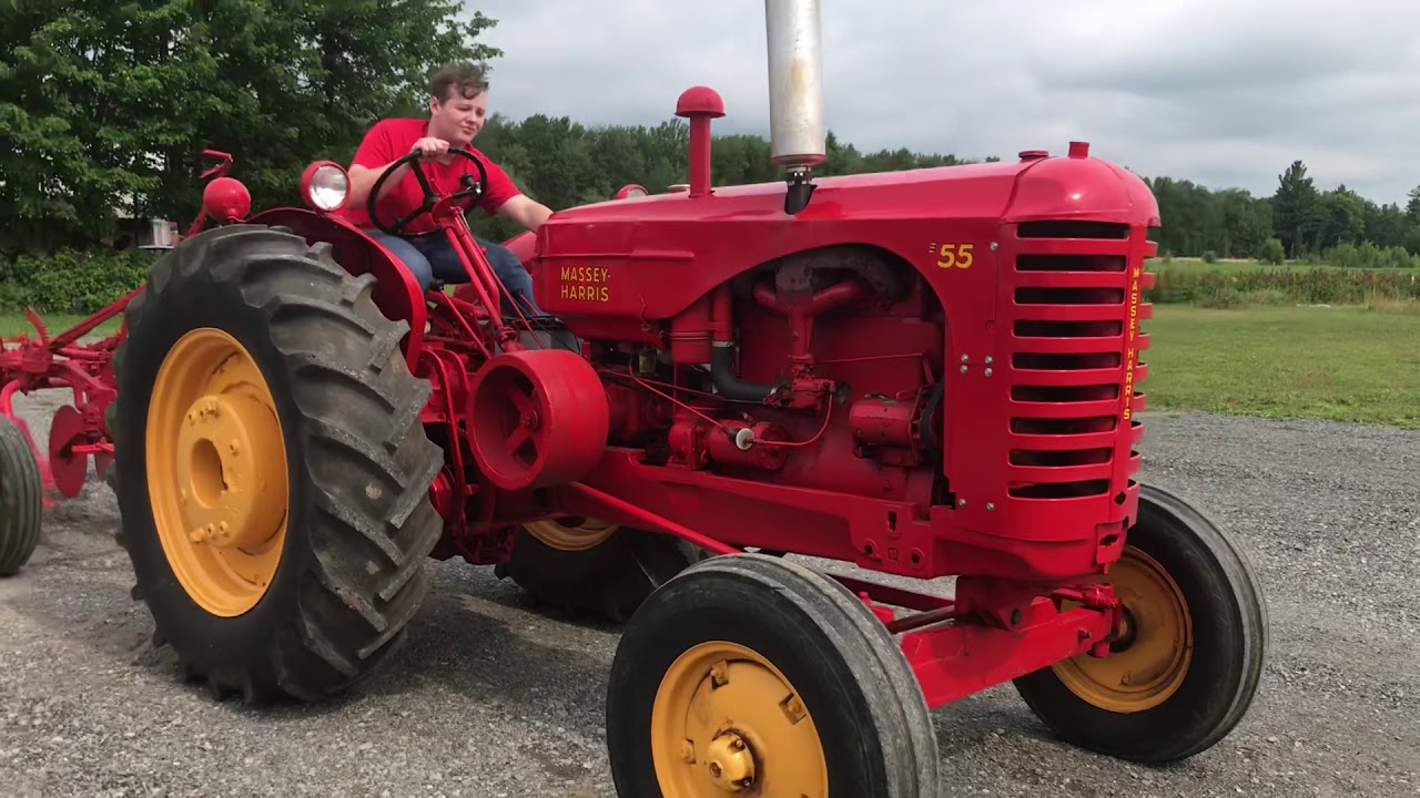 Трактор мустанг. Трактор Massey Harris. Косовица Массей. Massey Ferguson 35.