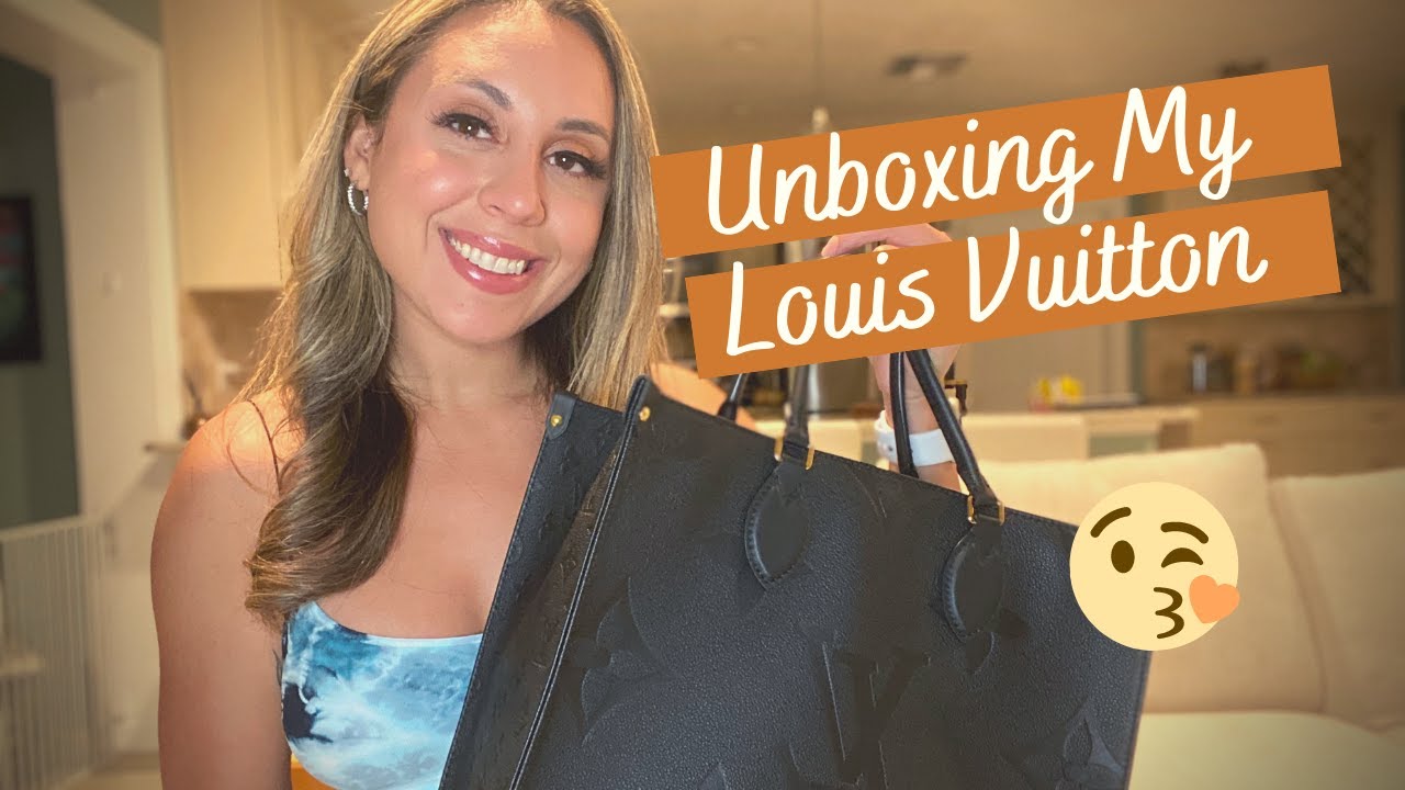 It's MINE! 😍 The New LOUIS VUITTON ONTHEGO MM !! Unboxing & How I Got It 