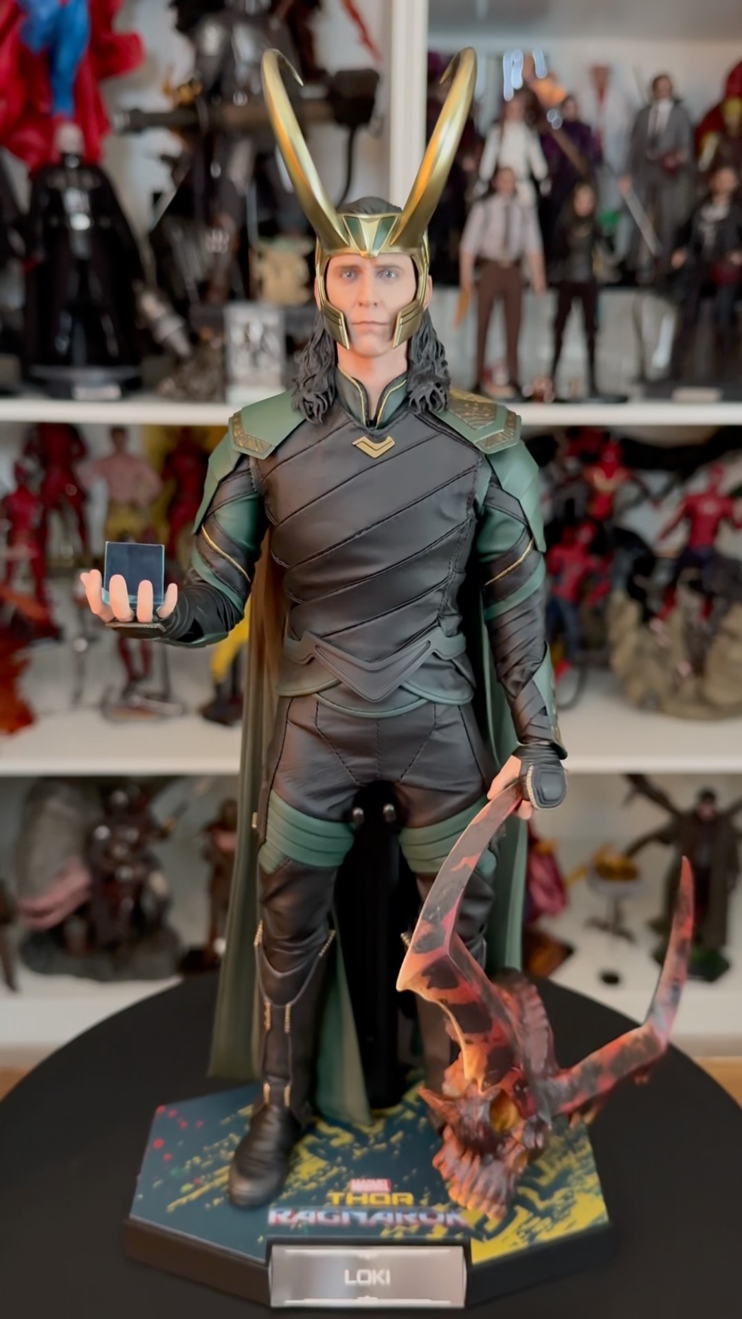 Hot Toys Loki Thor Ragnarok #hottoys #marvel #loki #thorragnarok