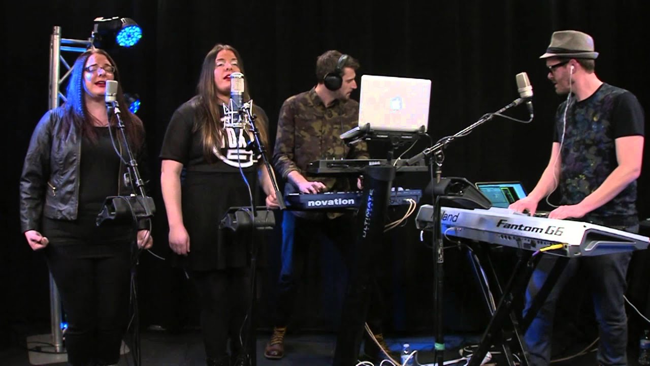 "UNDERTOW" Acoustic Minds