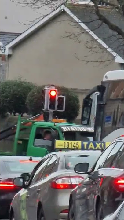 AMAZING KEARNS SHUTTLE BUS ON THE GO