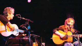 Video thumbnail of "JOAN BAEZ & MARY CHAPIN CARPENTER ~ Stones In The Road ~.wmv"
