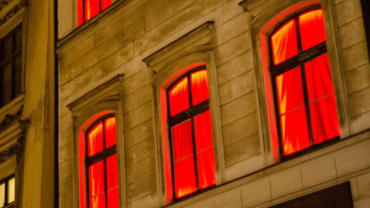 Témoignage : Elle sauve des mineures de la prostitution