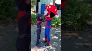 Spider-Man Drama Mencari Mainan Ultraman