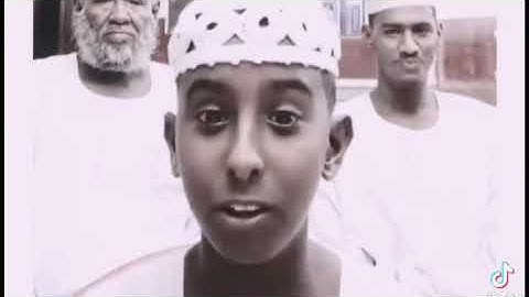 طفل سوداني يقرأ القران الكريم بصوت جميل جدا 🥰