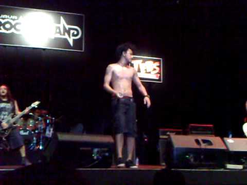 Burgerkill - Anjing Tanah Live @JavaRockinLand 2010