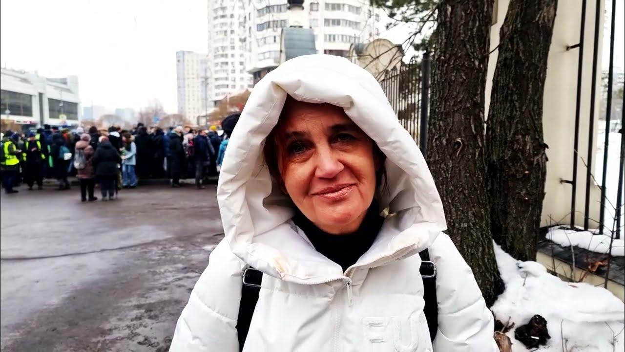 смерть навального правда. похороны навального видео ютуб. похороны навального видео ютуб. навальный архангельск. стакан навального.