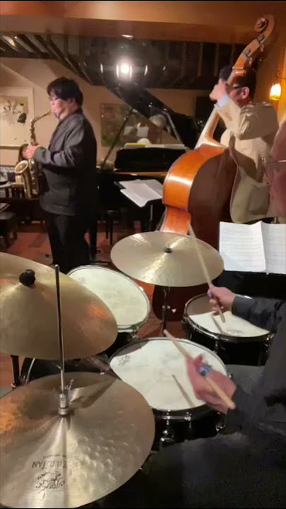 FAST JAZZ DRUM SOLO #shorts #jazzdrummer #jazzdrums #jazzdrumming #drumsolo